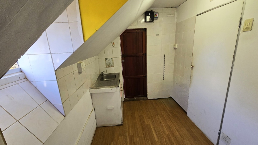 16 Bedroom Property for Sale in Brandwag Free State